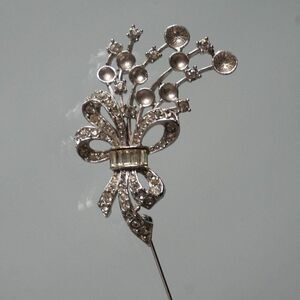 Vintage Silver Tone Clear Rhinestone Bow Pin Brooch -FLAWS
